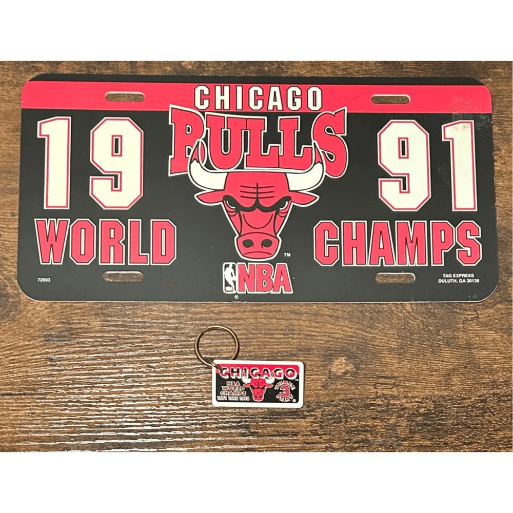 Vintage Chicago Bulls 1991 NBA Championship License Plate & 3 Peat Key Chain